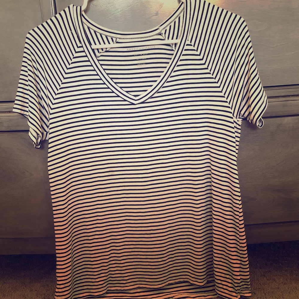 American eagle striped compfy shirt!